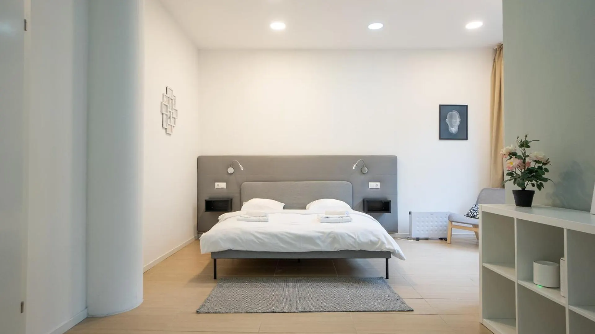 Апартаменты Comfort Studio With Queen-Size Bed, Self Check-In Вена Австрия