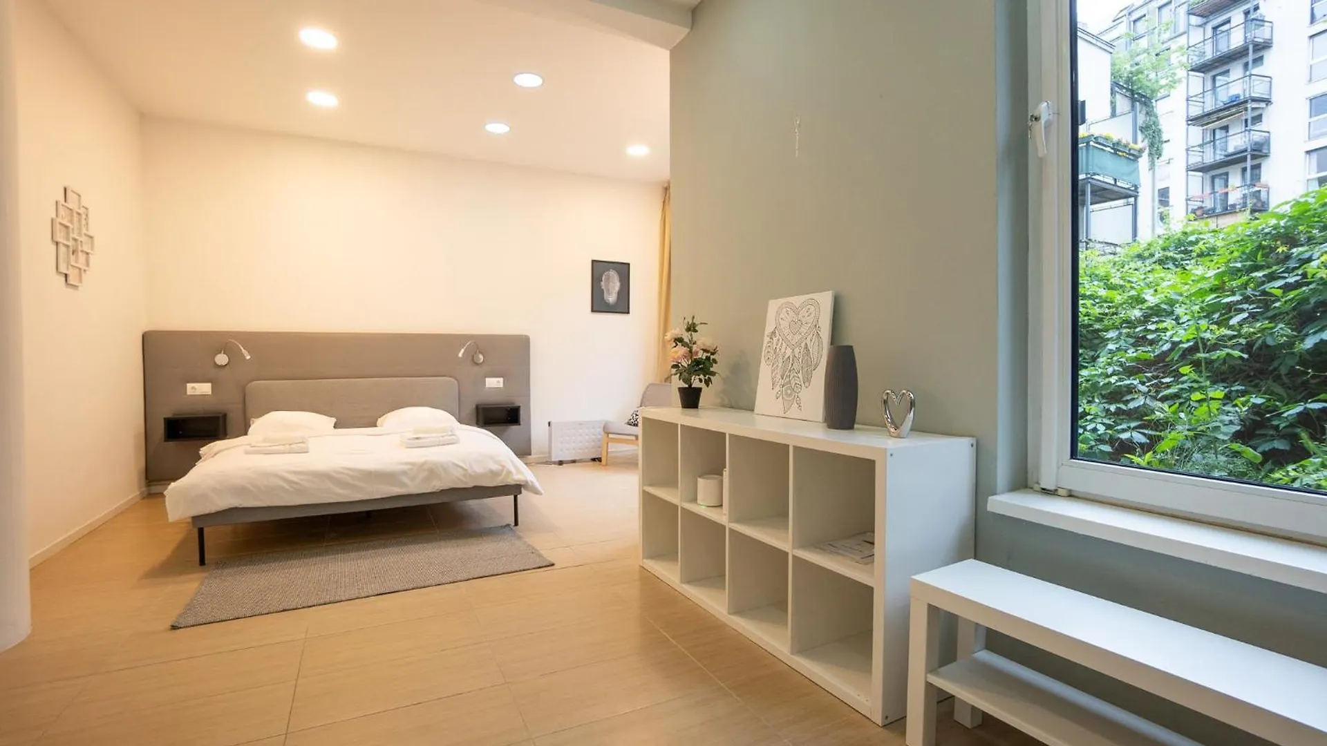 Comfort Studio With Queen-Size Bed, Self Check-In Vienne Appartement